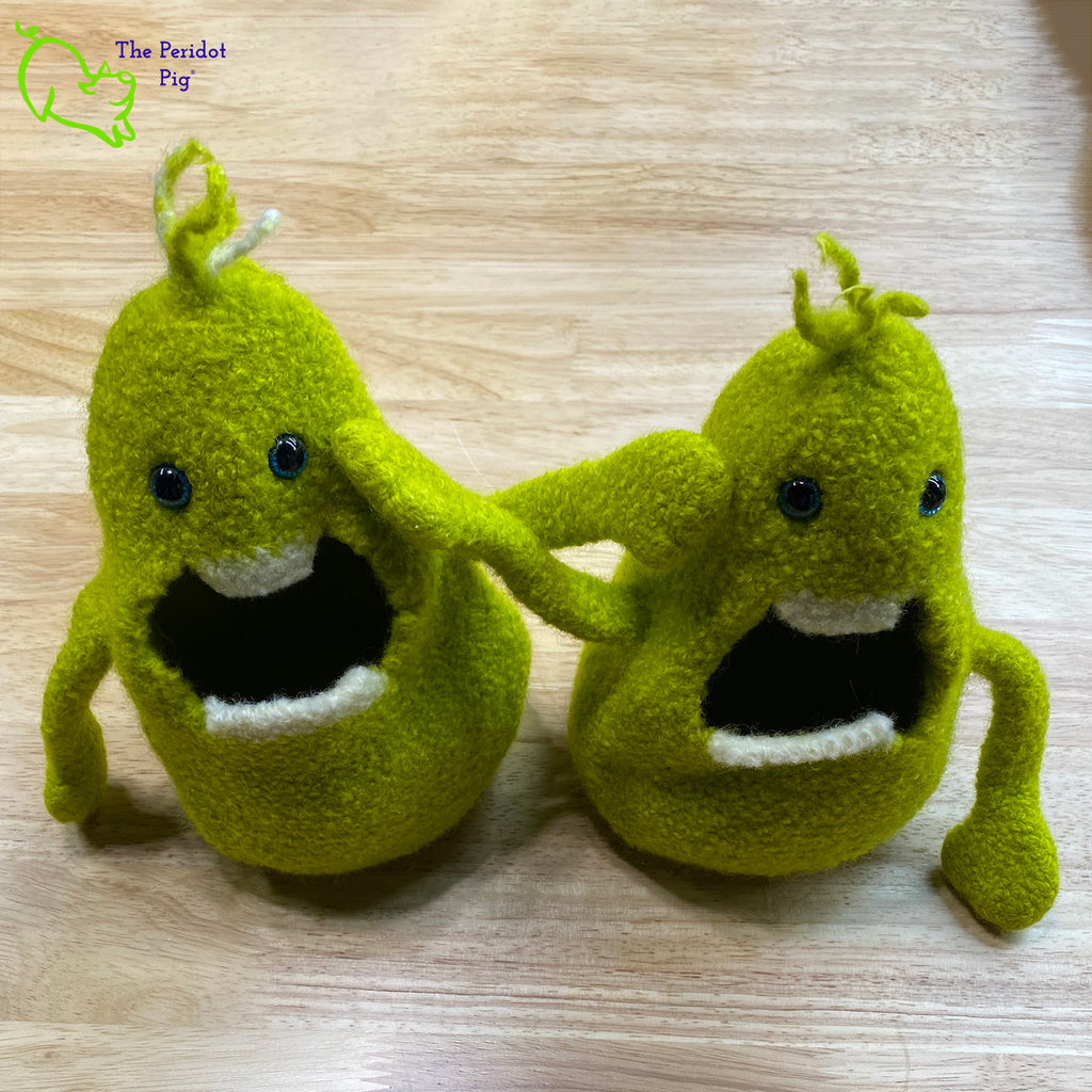 A couple of Garys in a shoving match.